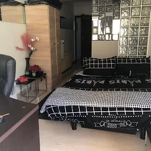 https://studio-66-stin-kalamaria.hotels-of-thessaloniki.com